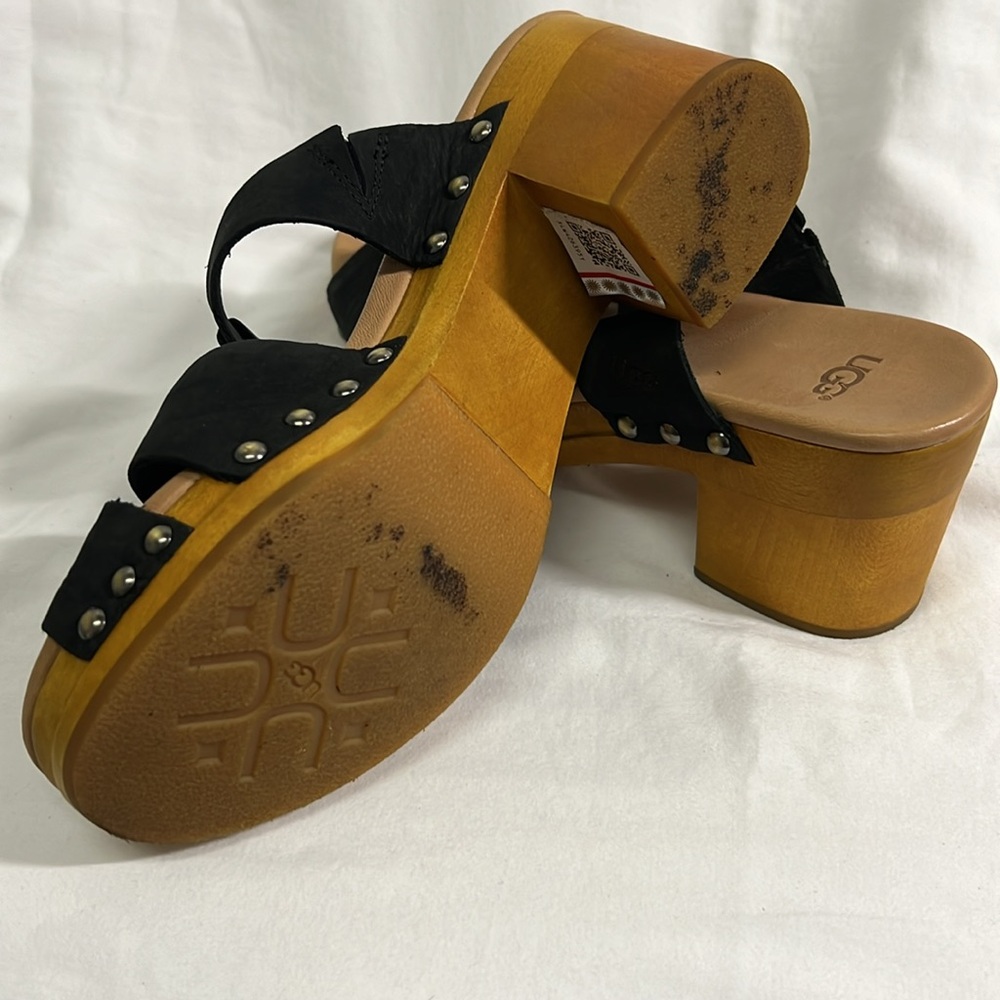 Ugg Sandals - image 3